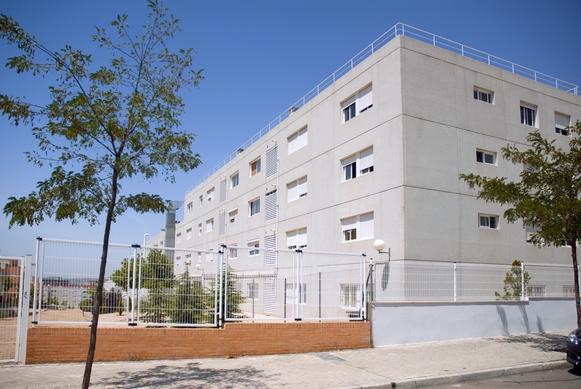 Promoción de viviendas de la EMV en la calle Frida Kahlo con avenida de Levante (foto: Ayto. Rivas)