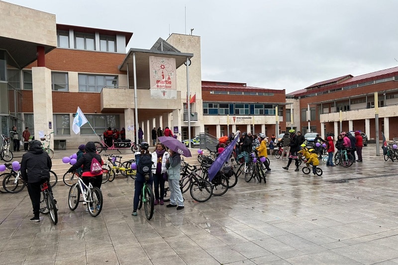 Rivas acoge una ‘Bicifestación’ para celebrar el 8M