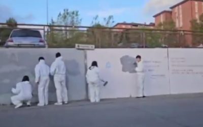 Izquierda Unida denuncia el borrado de un mural por la sanidad pública por parte del PP de Rivas