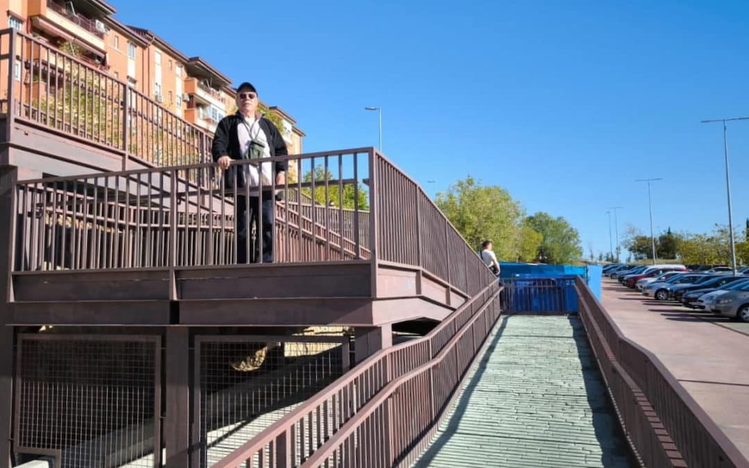 «Yo no me rindo, pero ya no lo esperaba»: la estación de Rivas Urbanizaciones estrena rampa accesible tras dos décadas de reivindicaciones