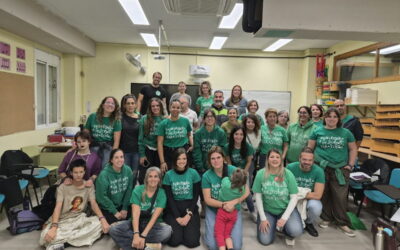 La comunidad educativa de Rivas pasa la noche en el CEIP Jarama para protestar por la falta de diálogo de la Comunidad
